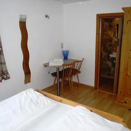 Haus Tyrol Апартаменты Санкт-Ульрих-ам-Пиллерзее